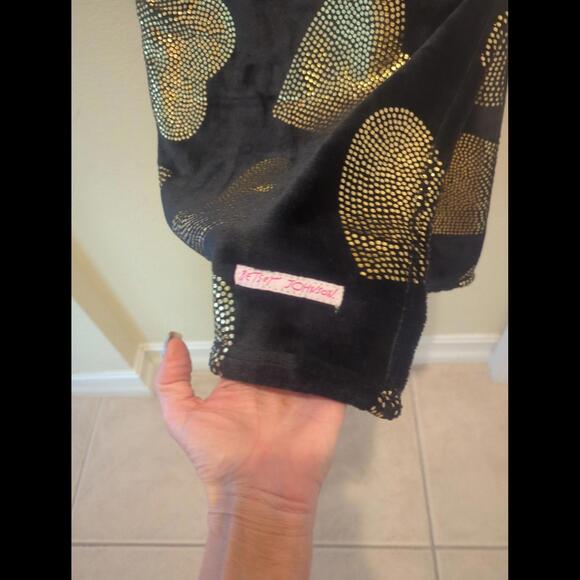 Betsy Johnson ultra soft plush throw - Picture 4 of 7